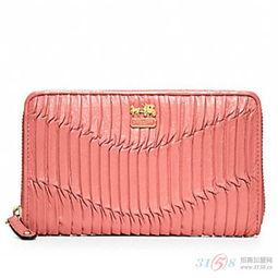 蔻馳箱包產(chǎn)品全面解析 品質(zhì)、風(fēng)格與加盟展望